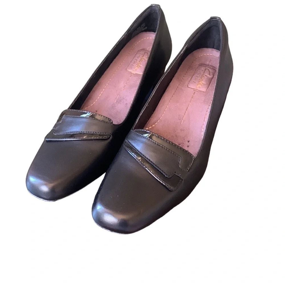 Clark's Levee Delta Black Leather‎ Cushioned Pump Heel Size 8.5N